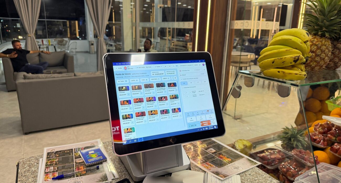 O iFix 360 em funcionamento no Leya Lounge, no City Center de Nampula
